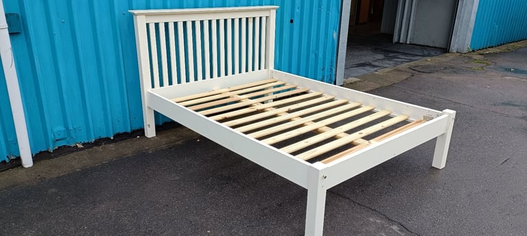 Modern Double Bed Frame 