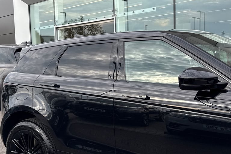 2025 Land Rover Range Rover Evoque 2.0 D200 Dynamic HSE 5dr SUV DIESEL Automatic