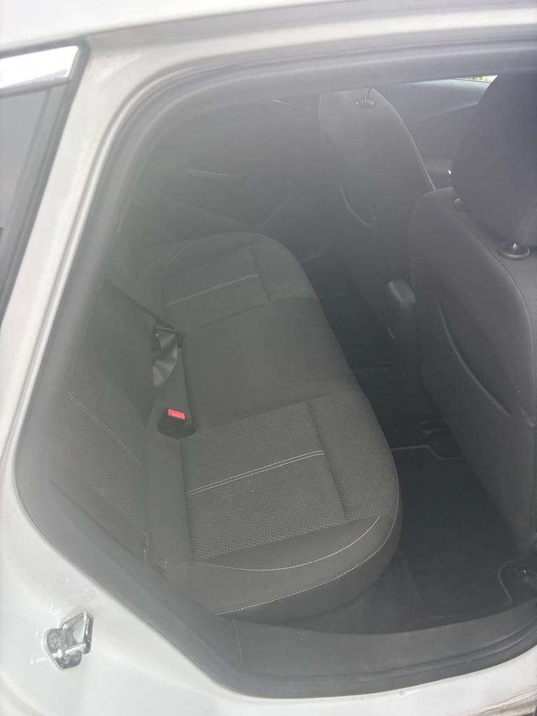 Vauxhall, ASTRA, Hatchback, 2013, Manual, 1956 (cc), 5 doors