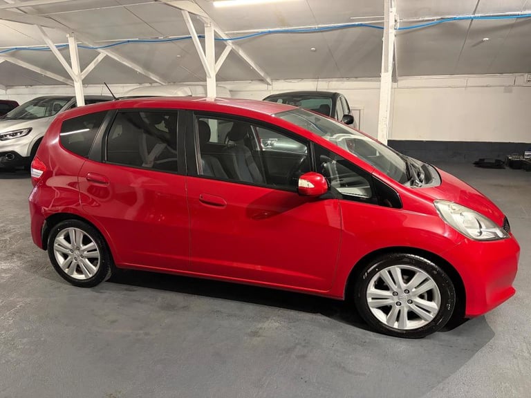 image for  Honda Jazz 1.4 i-VTEC ES Plus Euro 5 5dr Petrol