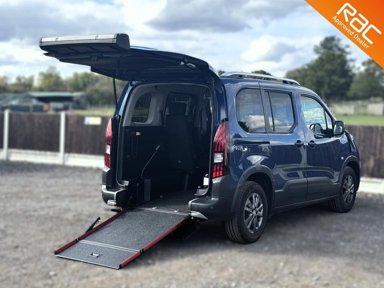 image for 2022 Peugeot Rifter 1.5 BlueHDi 100 Allure 5dr MPV DIESEL Manual