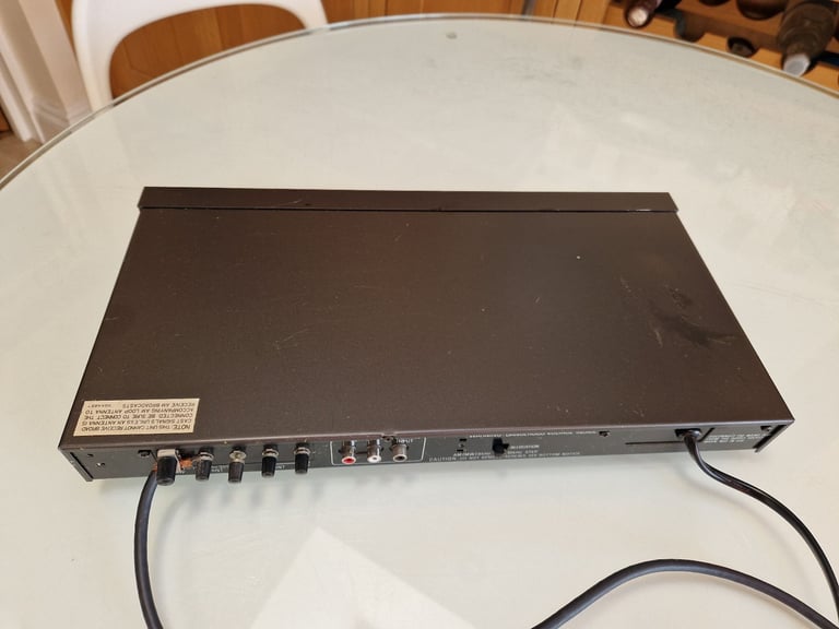 Technics Stereo AM / FM Tuner 
