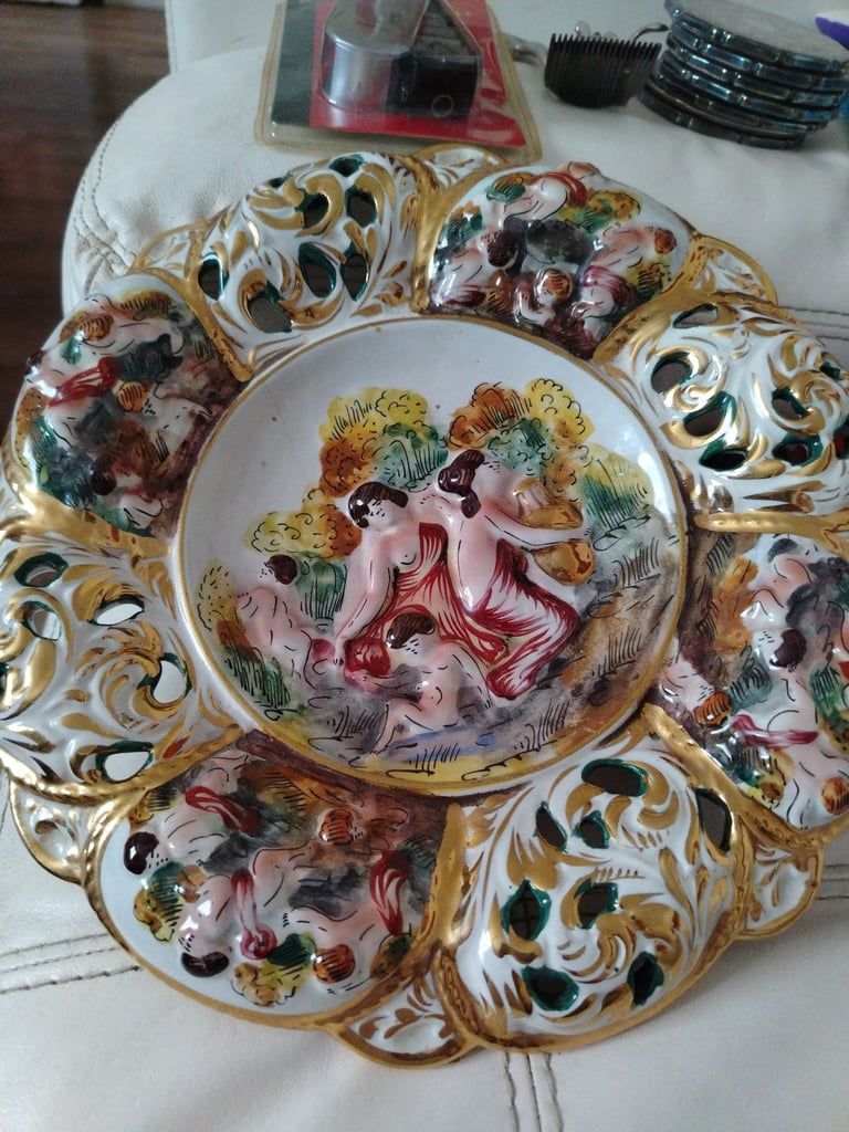 Decorative plate
