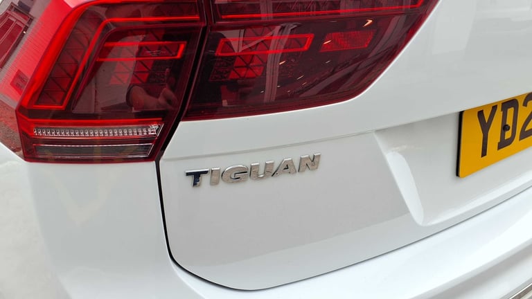 2020 Volkswagen Tiguan 2.0 TDi 150 R-Line Tech 5dr DSG Estate Diesel Automatic