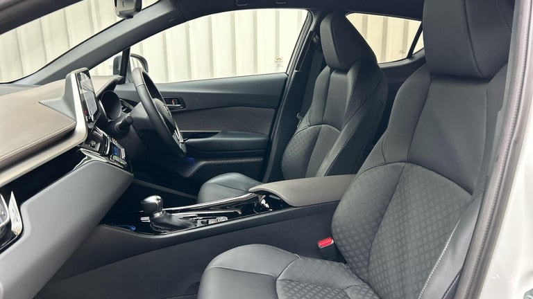 2023 Toyota C-HR 1.8 VVT-h GPF Excel SUV 5dr Petrol Hybrid CVT Euro 6 (s/s) (122 ps) HATCHBACK Pe...