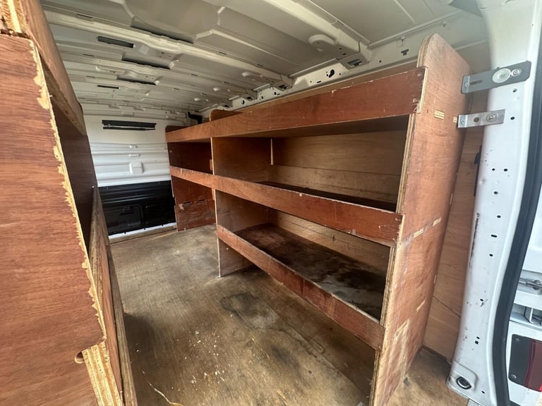 2022 Renault Trafic 2.0 dCi Blue LL30 Sport L2 H1 Euro 6 (s/s) 5dr PANEL VAN Diesel Manual