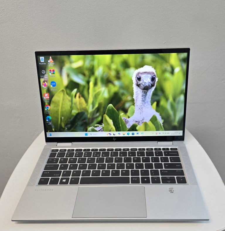 HP x360 G7 i7-10th Gen 16GB 512 GB SSD Intel Iris Ultra Full HD