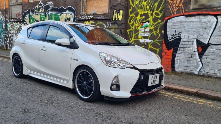 image for 2014 TOYOTA AQUA 1.5 HYBRID AUTOMATIC BODYKIT not PRIUS C YARIS MICRA HONDA JAZZ
