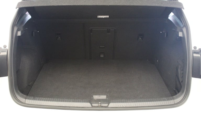 2022 Volkswagen Golf 1.5 TSI 150 R-Line 5dr Petrol Hatchback Hatchback Petrol Manual