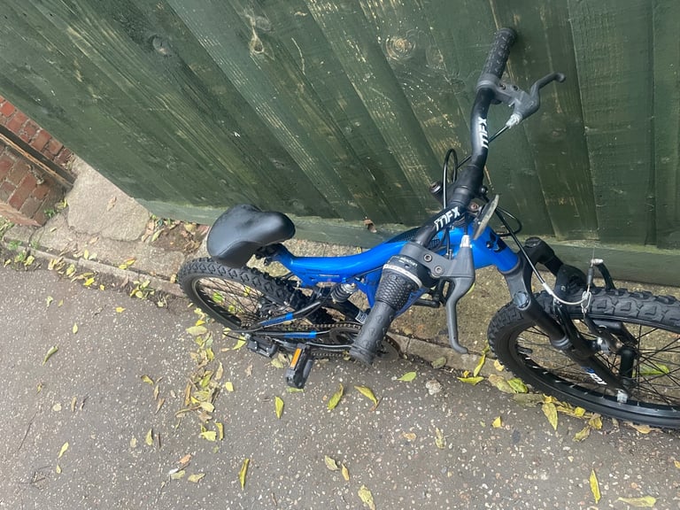 Muddyfox 20 inch mountain bike 