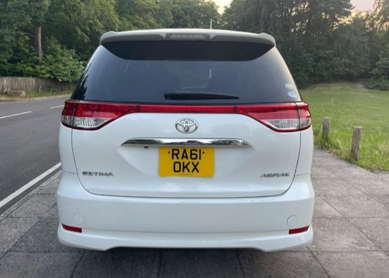 Toyota Estima in Aldershot GU12