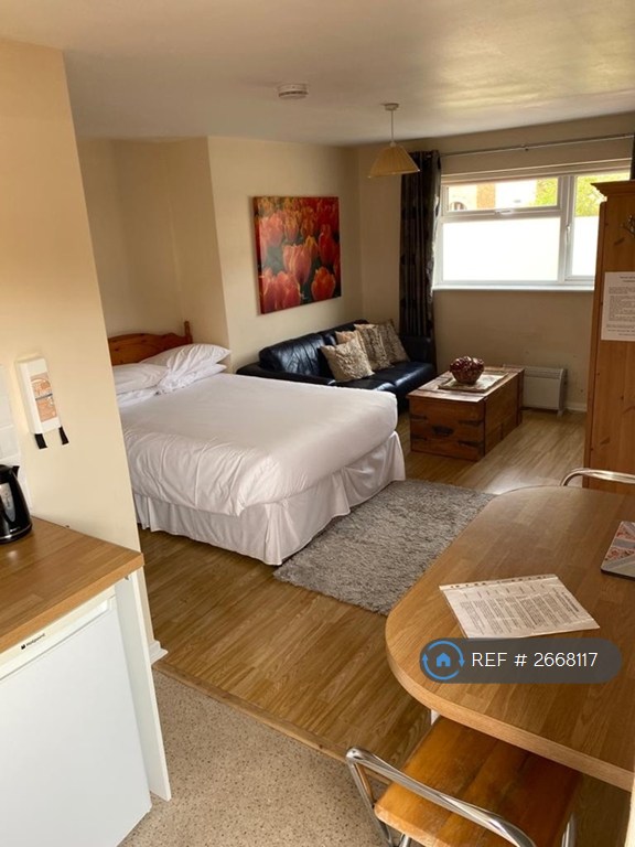 Studio flat in Cambridge, Cambridge, CB1 (#2668117)