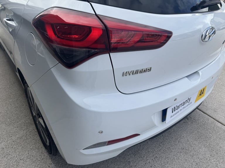 2016 Hyundai i20 1.2 GDI PREMIUM 5DR Manual Hatchback Petrol Manual