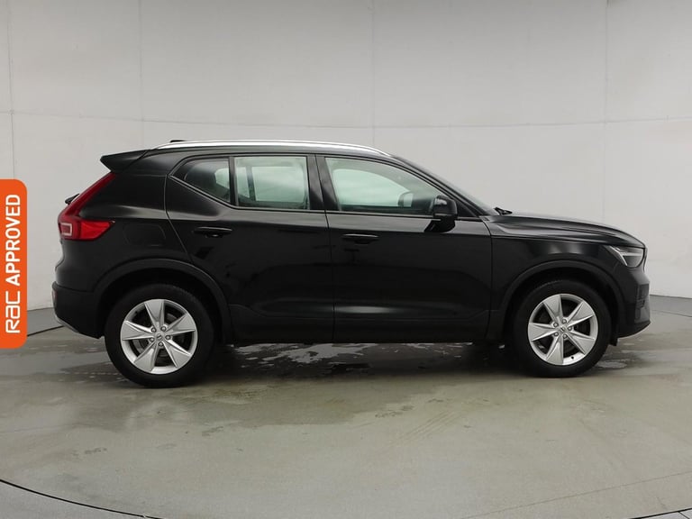 2022 Volvo XC40 2.0 B3 MHEV Core SUV 5dr Petrol Hybrid DCT Auto Euro 6 (s/s) (163 ps) SUV PETROL ...