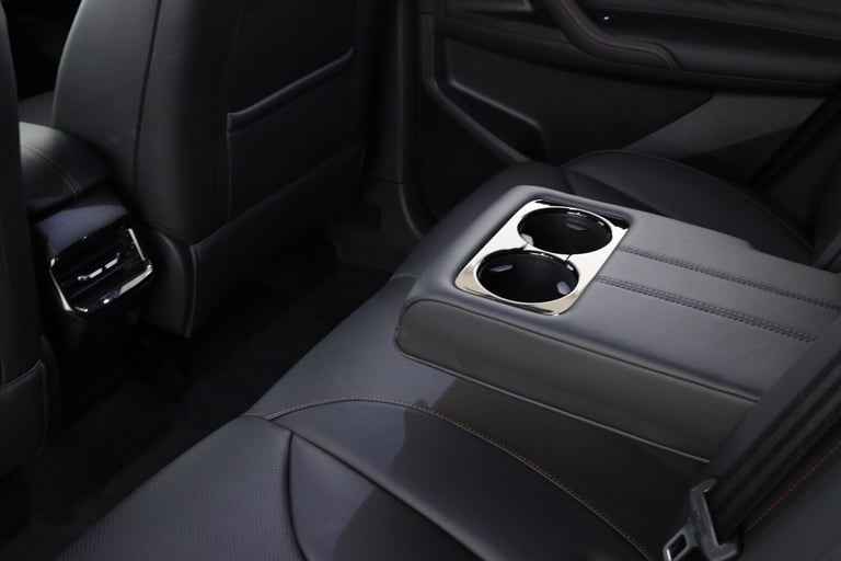 2025 MG MG HS 1.5 T-GDI Hybrid+ Trophy 5dr Auto Hatchback Hybrid Automatic