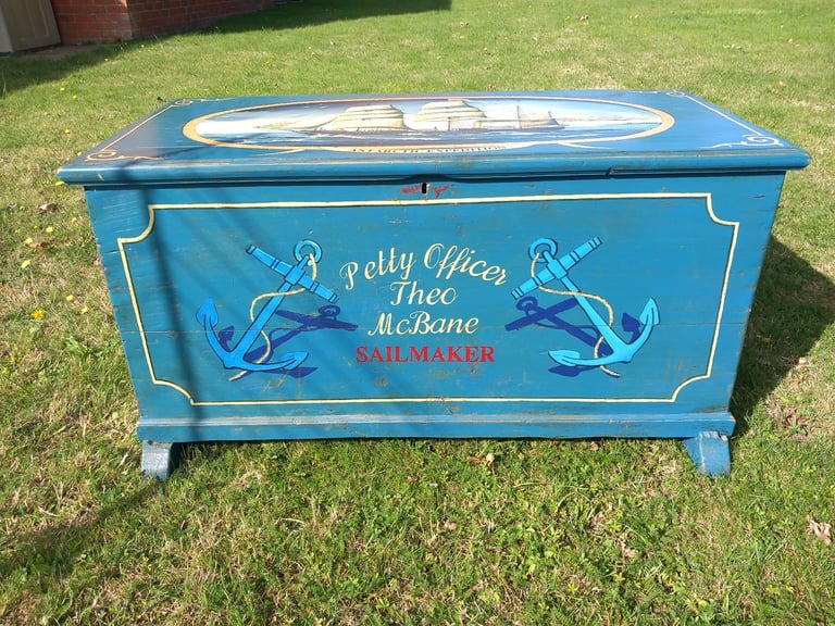 ANTIQUE PAINTED PINE BLANKET BOX. DISCOVERY, ANTARCTIC.