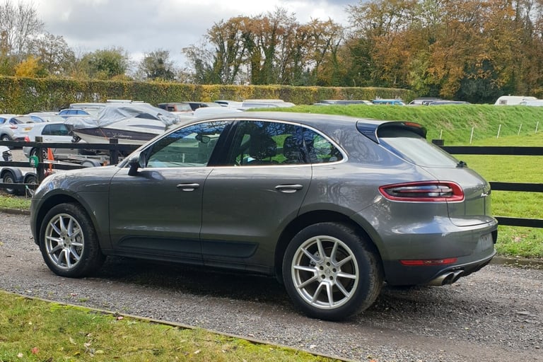 PORSCHE MACAN S (2015) 3.0 TD V6 S SUV 5dr Diesel PDK 4WD Euro 6 260P/S STUNNING