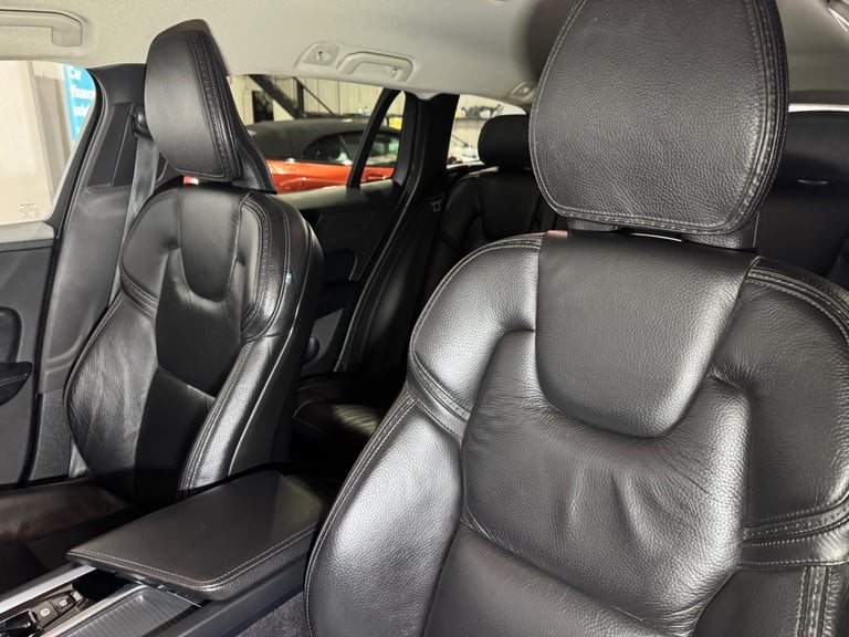 2020 Volvo V60 Cross Country 2.0 D4 Plus Auto AWD Euro 6 (s/s) 5dr ESTATE Diesel Automatic