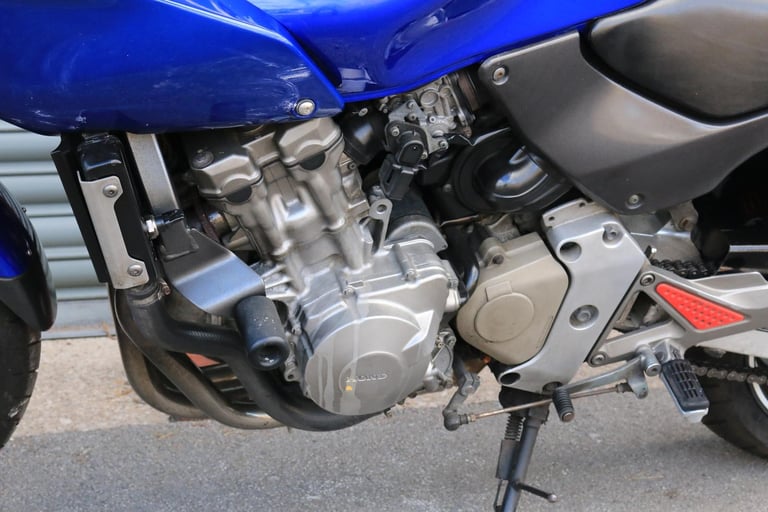 Honda HORNET CB600F 2001