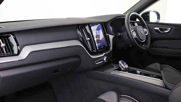 2025 Volvo XC60 2.0 B5P Plus Black Edition 5dr AWD Geartronic ESTATE PETROL Automatic