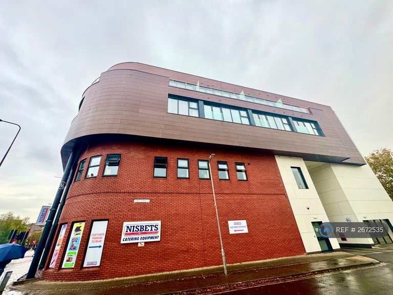 1 bedroom flat in Lewis Street, Cardiff, CF11 (1 bed) (#2672535)