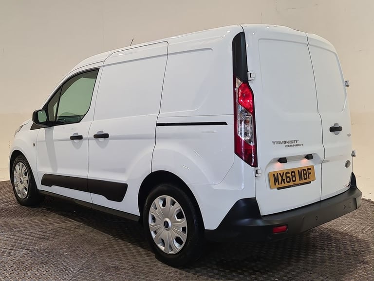FORD TRANSIT CONNECT 1.5 200 ECOBLUE TREND P/V L1 100 BHP SWB DIESEL