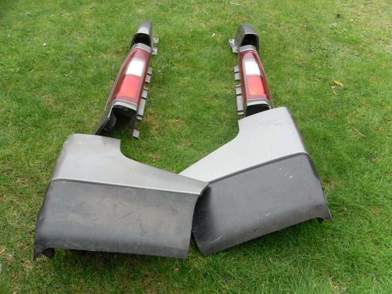 Renault traffic dci 2015 rear light set 