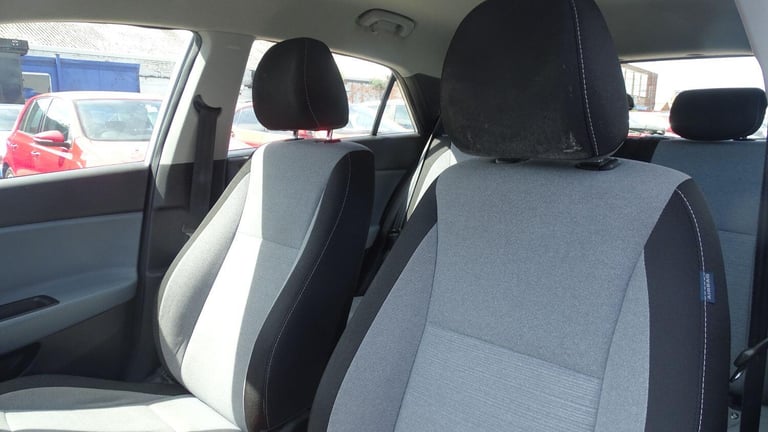 HYUNDAI I20 1.2 Blue Drive S Silver Manual Petrol 2016