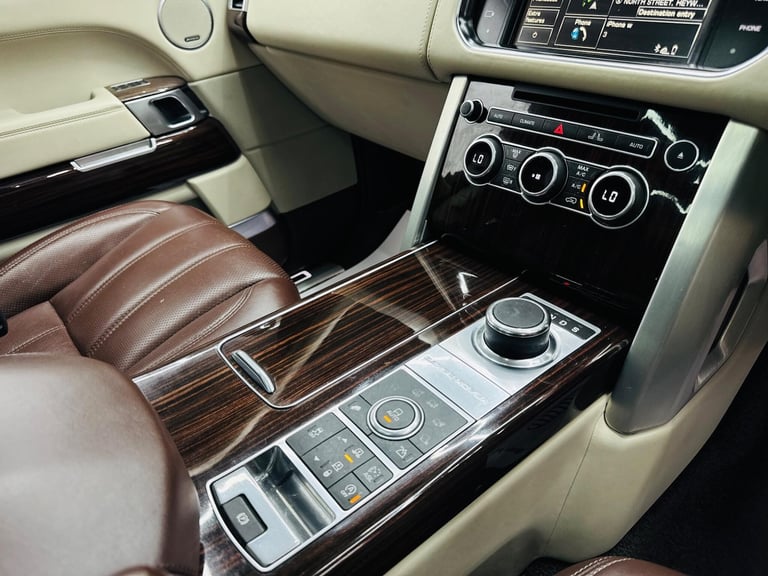 2014 Land Rover Range Rover 3.0 TD V6 Autobiography SUV 5dr Diesel Auto 4WD Euro 5 (s/s) (258 ps)...