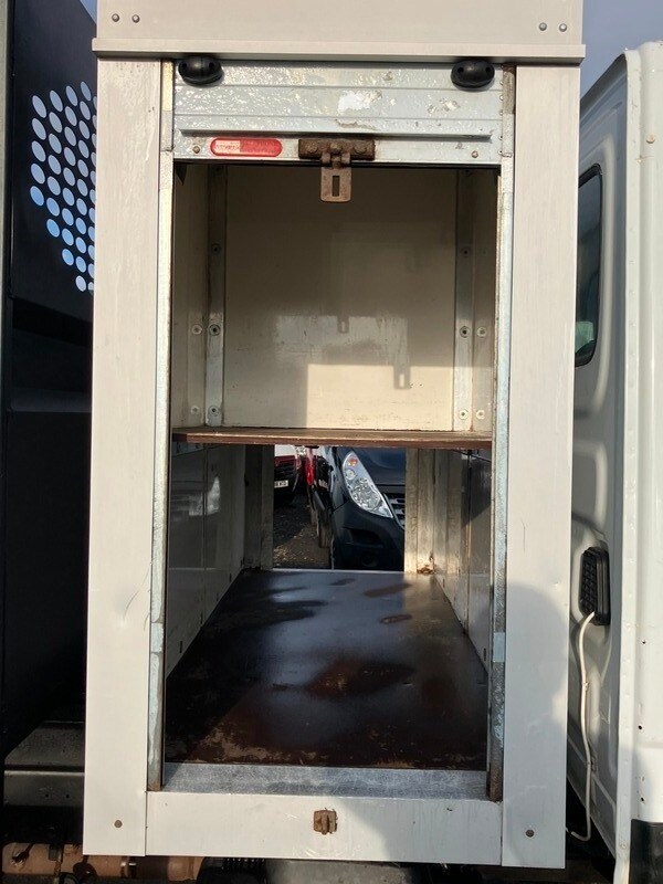 IVECO DAILY TIPPER WITH TOOLBOX AND AIRCON. 11,950 NO VAT