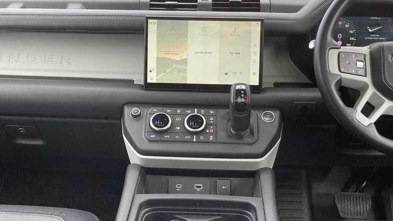 2023 Land Rover Defender 5.0 P525 V8 Carpathian Edition 90 3dr Auto ESTATE PETROL Automatic