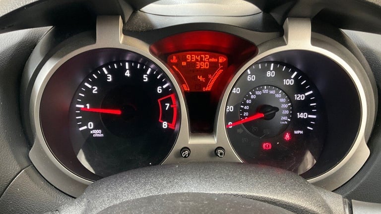 2013 Nissan Juke 1.6 Acenta 5dr [Premium Pack] HATCHBACK Petrol Manual