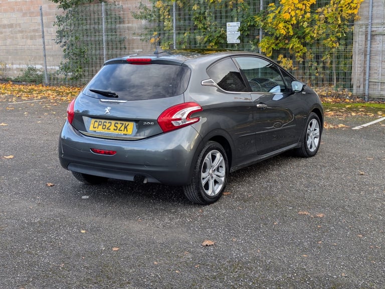 2013 Peugeot Intuitive, 208 VTI, 1.2 Petrol, 3dr, Manual