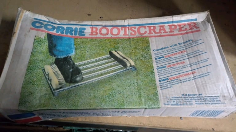 image for Corrie boot scraper galvanized complete with brushes