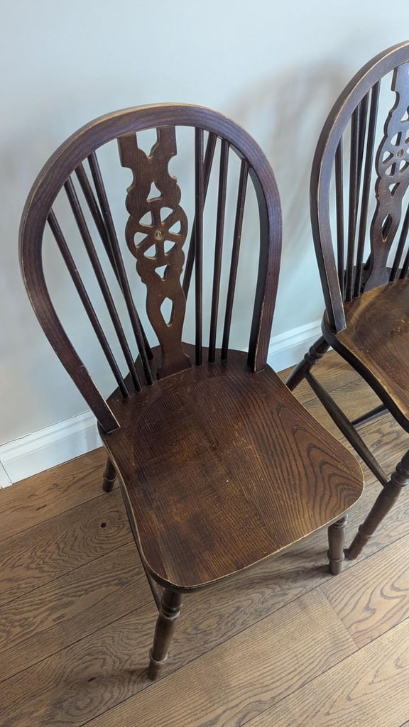 Set of 4 Vintage Wheelback Chairs, dark wood
