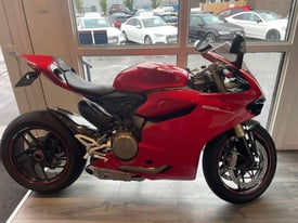 2012 Ducati Panigale 1198cc 1199 PANIGALE ABS MOTORCYCLE Petrol Automatic