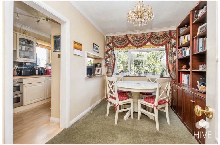 Double Bright Bedroom 