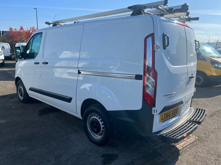 2016 Ford Transit Custom 2.0 TDCi 105ps Low Roof Van PANEL VAN Diesel Manual