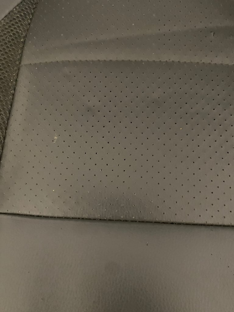 Comfy office chair for sale! With lower back surport 