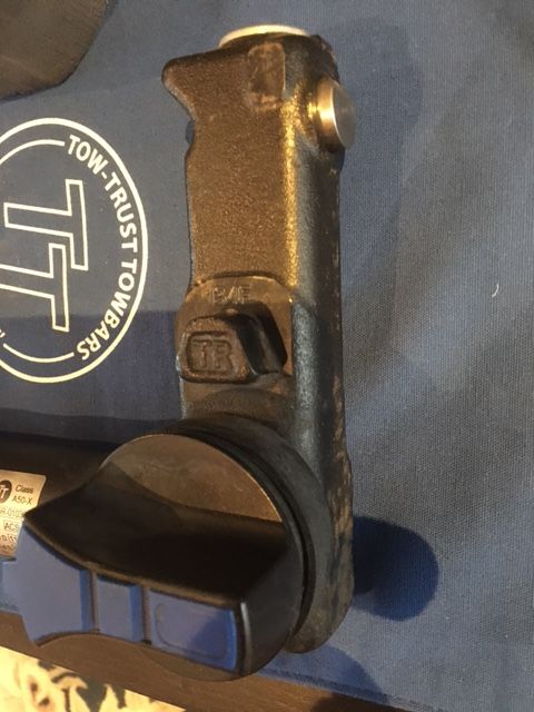 Tow Trust detachable swan neck tow bar