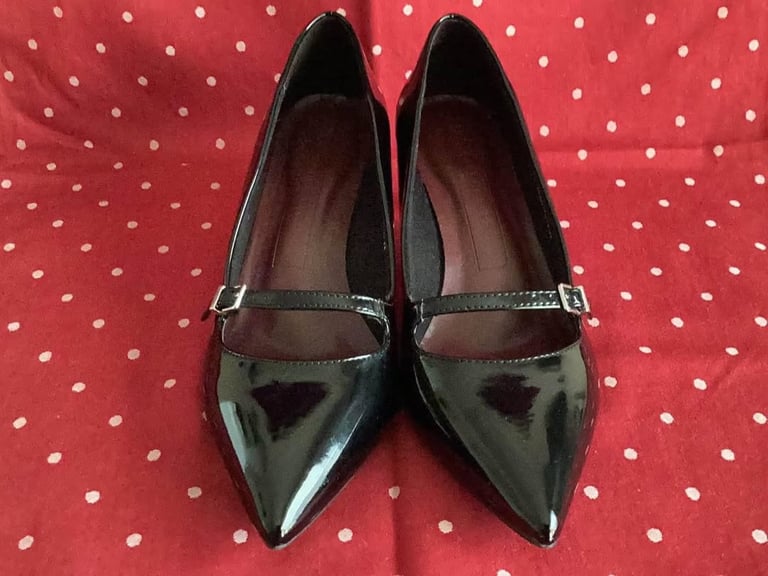 BLACK PATENT M & S Insolia Collection WIDE FIT SIZE 6 