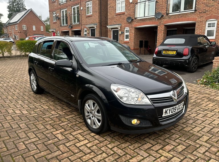 2009 Vauxhall Astra Design 1.6 Petrol ULEZ