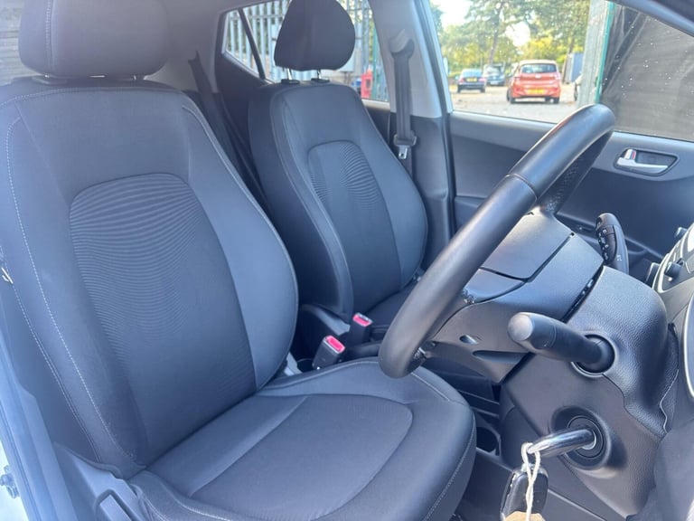 2017 Hyundai i10 1.2 Premium SE 5dr Auto HATCHBACK PETROL Automatic