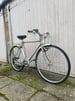 Men’s cream hybird (city) bike 26 wheels ready to ride 