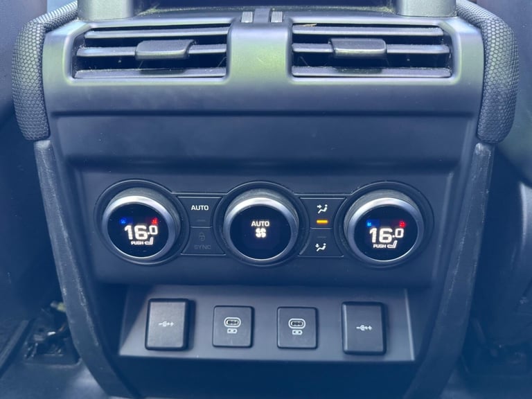 2022 Land Rover Defender 90 5.0 P525 V8 Carpathian Edition Auto 4WD Euro 6 (s/s) 3dr ESTATE Petro...