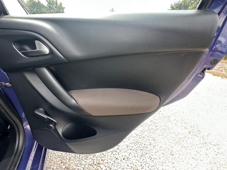 2015 Citroen C3 1.2 PureTech VTR+ Euro 6 5dr HATCHBACK Petrol Manual