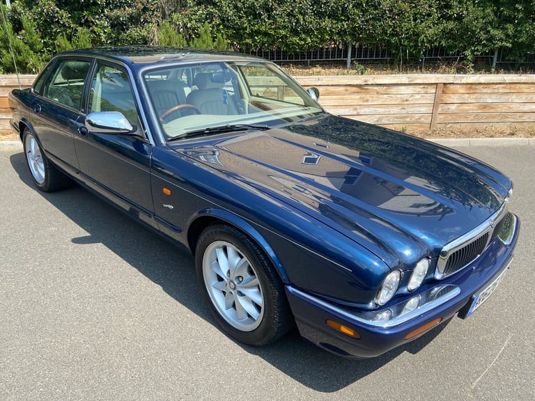 1998 Jaguar V8 XJ SERIES XJ8 4.0 4dr Auto Petrol