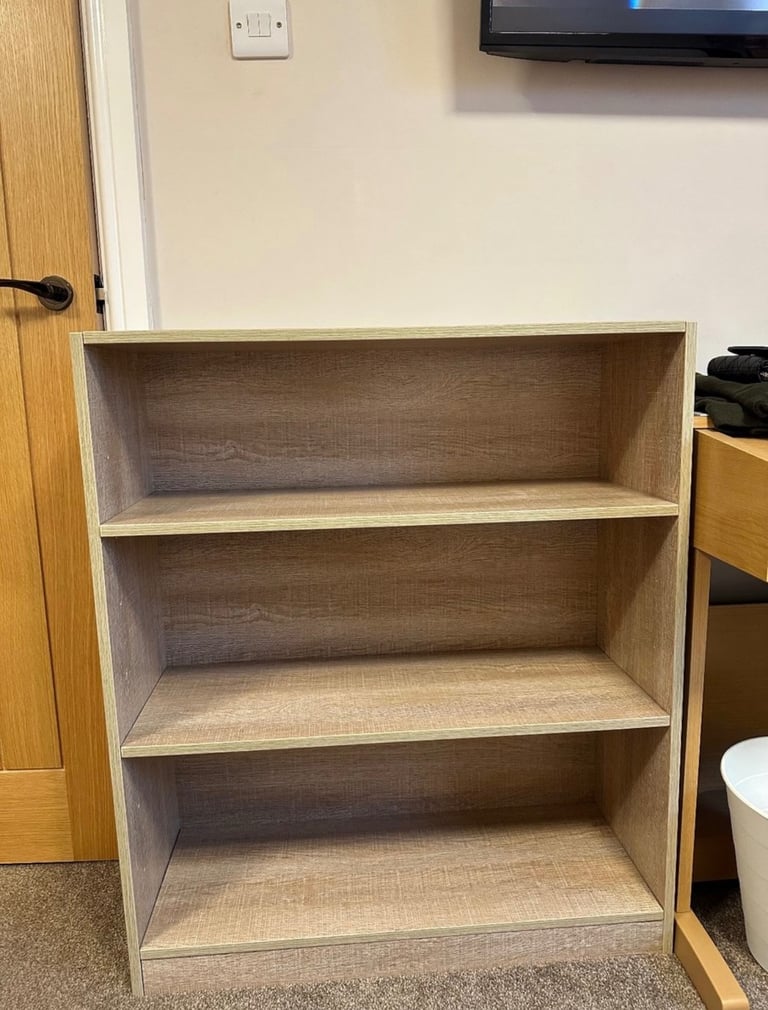 Wooden Bookshelf Excellent Condition 