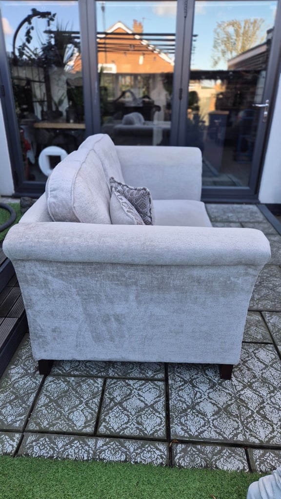 Two beautiful cream plush velvet 3-seater sofas