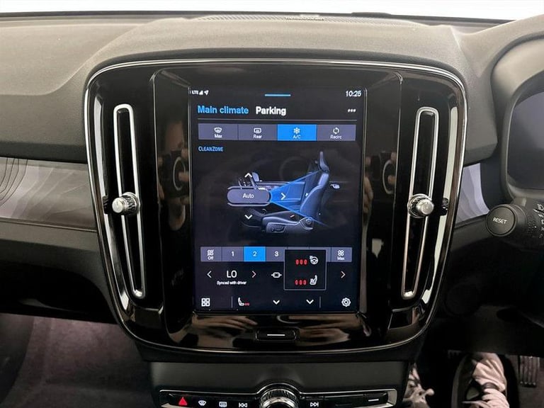 2023 Volvo C40 Twin Recharge 78kWh Ultimate Auto AWD 5dr Automatic SUV Electric Automatic